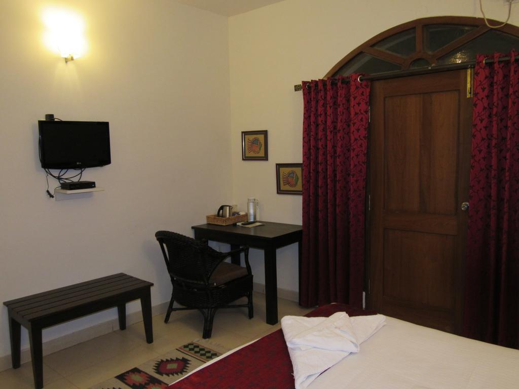 Luxtay Suites Μπανγκαλόρ Δωμάτιο φωτογραφία
